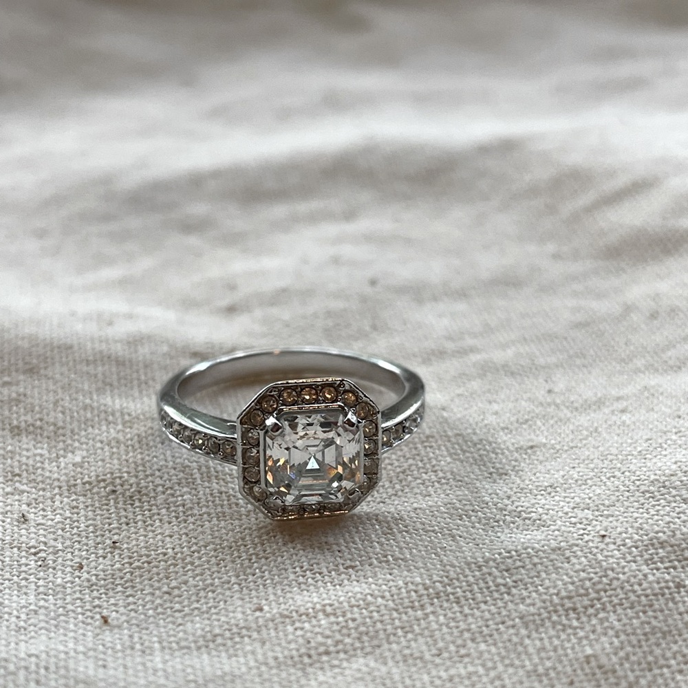 Swarovski Crystal ring Size 6